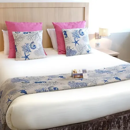Le Trinité Hotel 3*