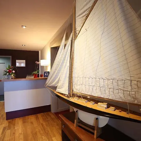 Hotel Trinite 3*