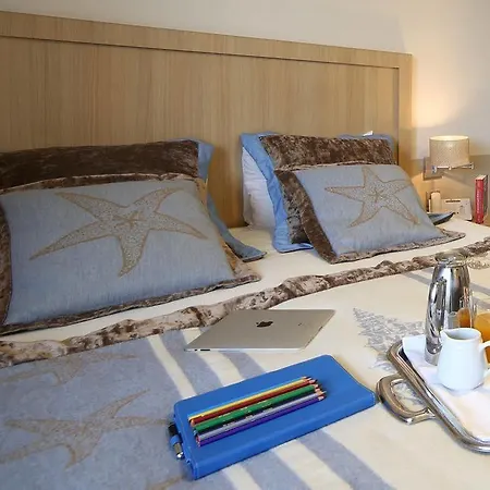 Trinite Hotel 3*